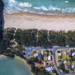 Pelican Beach House 2 Macleay Street - Tourism Caloundra 0