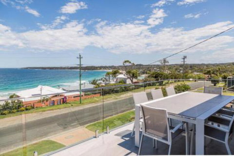 Salt & Light Mollymook - Tourism Caloundra 0