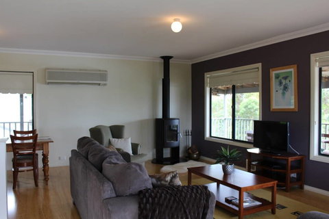 Waterside View - Tourism Caloundra 2