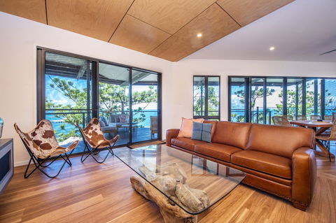 Headland House - Tourism Caloundra 3