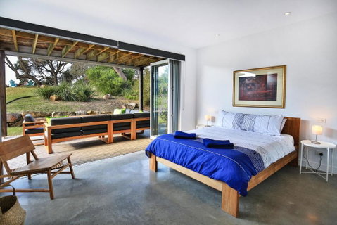 Oceanside At Culburra Pet Friendly Absolute Beachfront - Tourism Caloundra 3