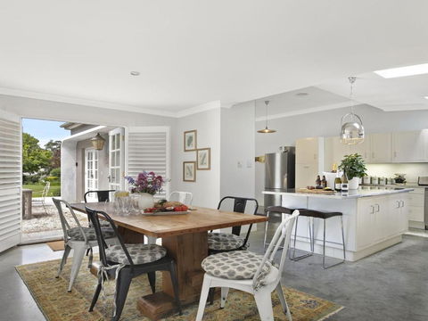 Nattai Lodge House & Cottage In Beautiful Garden - Tourism Caloundra 7
