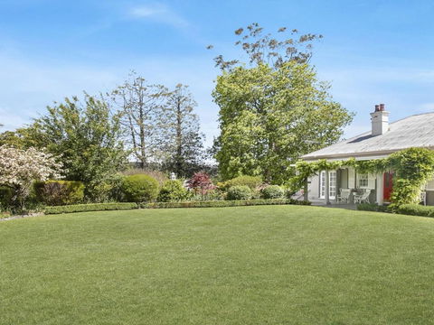 Nattai Lodge House & Cottage In Beautiful Garden - Tourism Caloundra 2