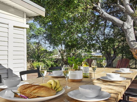 Prince Edward Escape Pet Friendly - Tourism Caloundra 5