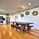 The Lobster Pot Great Outdoor Eating Area - Tourism Caloundra 0