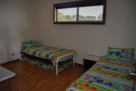 Rest A Shore Coffin Bay - Tourism Caloundra 4