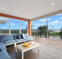 Casa Sorella beachfront family home with pool - Tourism Caloundra