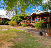 Sunnyhurst Chalets Rural Stay - Tourism Caloundra