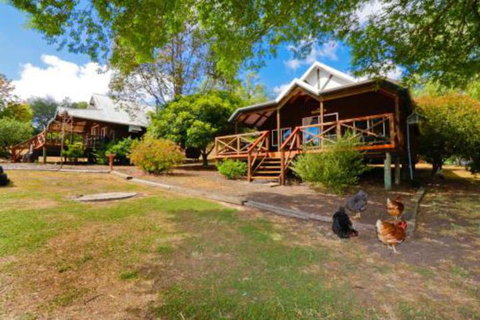 Sunnyhurst Chalets Rural Stay - Tourism Caloundra 0