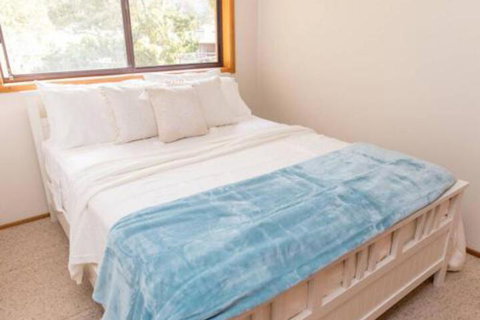 Kookas Nest Waterfront Home Tranquil Setting - Tourism Caloundra 7