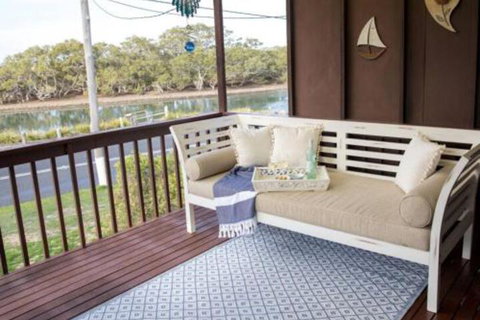 Kookas Nest Waterfront Home Tranquil Setting - Tourism Caloundra 0