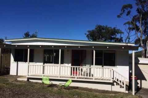 Merry Street Cottage - Tourism Caloundra 0