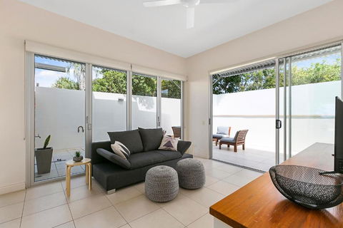 Silver Sunrise Beach - Tourism Caloundra 1