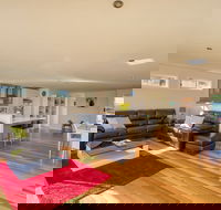 Seaview Apartment - Tourism Caloundra