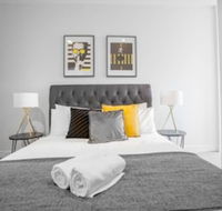 Elegant 2brfootscray Station - Tourism Caloundra