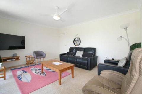 Main Stay 8 1 Main Street - Tourism Caloundra 7