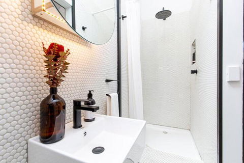 Nowra Studio Barn - Tourism Caloundra 3
