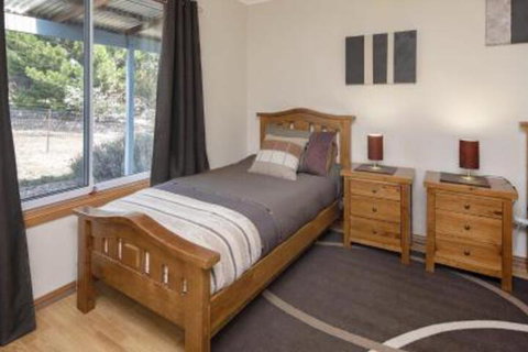 Acacia Ridge - Tourism Caloundra 0