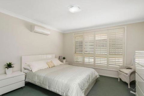 Burkeys 5 Main Street - Tourism Caloundra 6