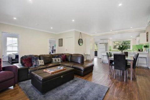 Indies Run - Tourism Caloundra 6