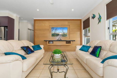 CASUARINA DREAMING - Tourism Caloundra 6