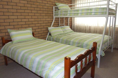 Pacific Drive 89 - Tourism Caloundra 3