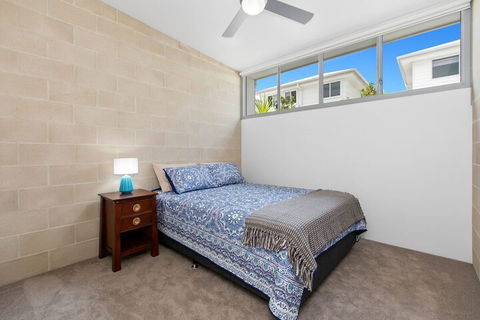 BEACHSIDE HAVEN - Tourism Caloundra 6