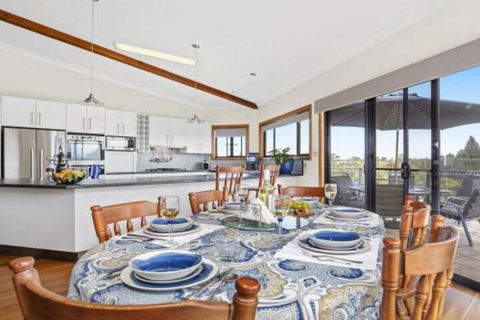 SunRay On Orama Spacious With Great Views - Tourism Caloundra 2