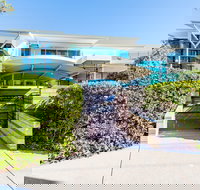 Stylish Beach Side Apartment Unit 5 33 Lorikeet Drive - Tourism Caloundra