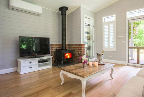 Franklin An Escape To The Country - Tourism Caloundra 6