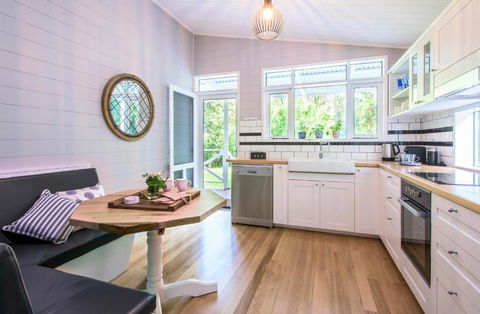 Franklin An Escape To The Country - Tourism Caloundra 3