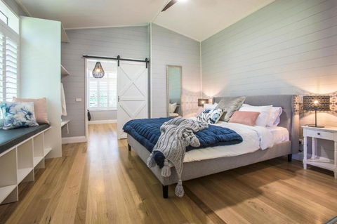 Franklin An Escape To The Country - Tourism Caloundra 1