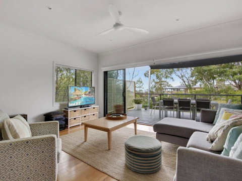 Carroll Ave 76 - Tourism Caloundra 1