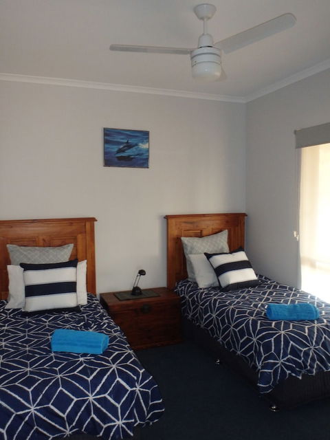 Gilligan's Kangaroo Island - Tourism Caloundra 6