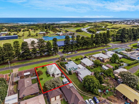 40 Campbell - Tourism Caloundra 1