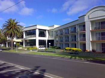 Continental Phillip Island - Tourism Caloundra 0