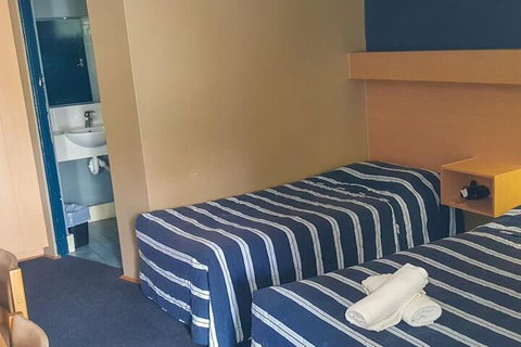 Windsor Motel - Tourism Caloundra 6