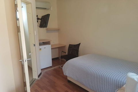 Heysen's Rest Bed & Breakfast - Tourism Caloundra 4