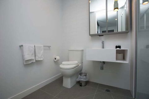 Stunning Apartment In Parkville - Tourism Caloundra 7