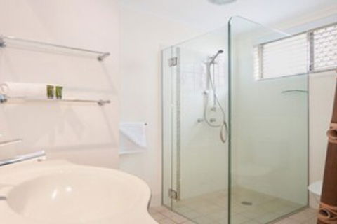 La Plage - Tourism Caloundra 4