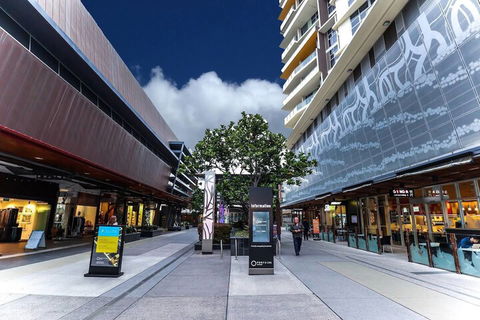 Incredible Riverside Apartment In Brisbane - Tourism Caloundra 1