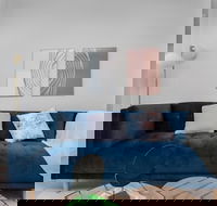 The Lively City 2bed 2 Bath APT footscray - Tourism Caloundra