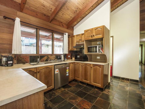 Magnetic Effect - Tourism Caloundra 1