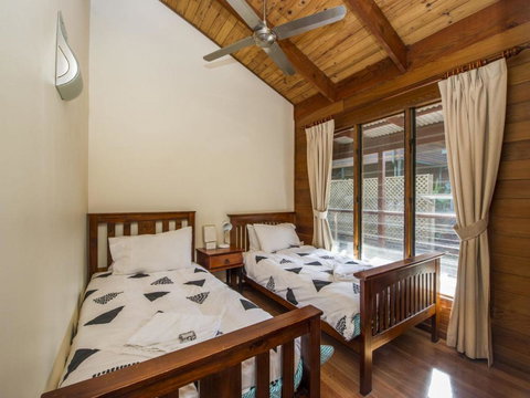 Magnetic Effect - Tourism Caloundra 2