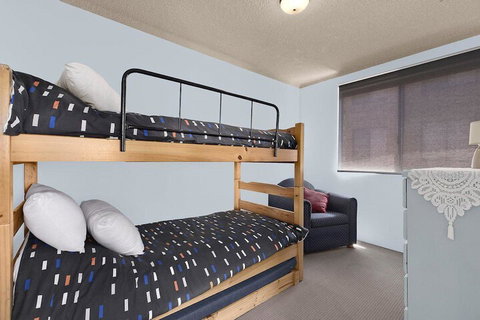 Granada - Tourism Caloundra 3