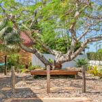 A SWEET ESCAPE Byron Surf Cottage Walk To Byron - Tourism Caloundra 0