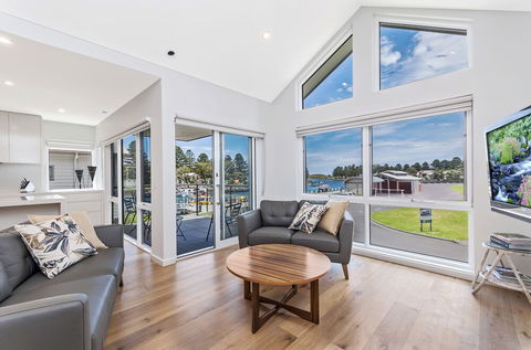 Absolute - Tourism Caloundra 6
