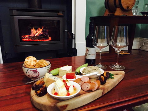 Amberesque B & B - Tourism Caloundra 2