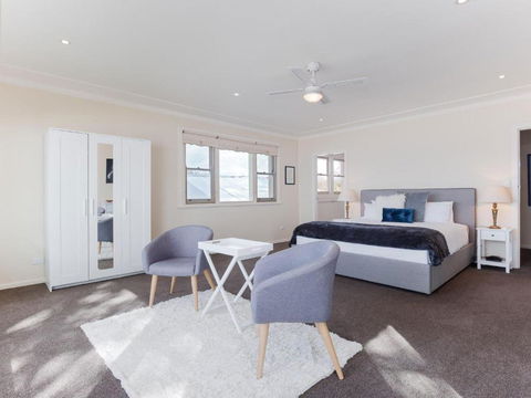 Filoli 91 Foreshore Drive Huge Waterfront Home - Tourism Caloundra 5