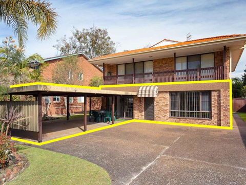 Casa Mia 1 / 8 Catalina Close Between Little Beach & Shoal Bay Beach - Tourism Caloundra 4